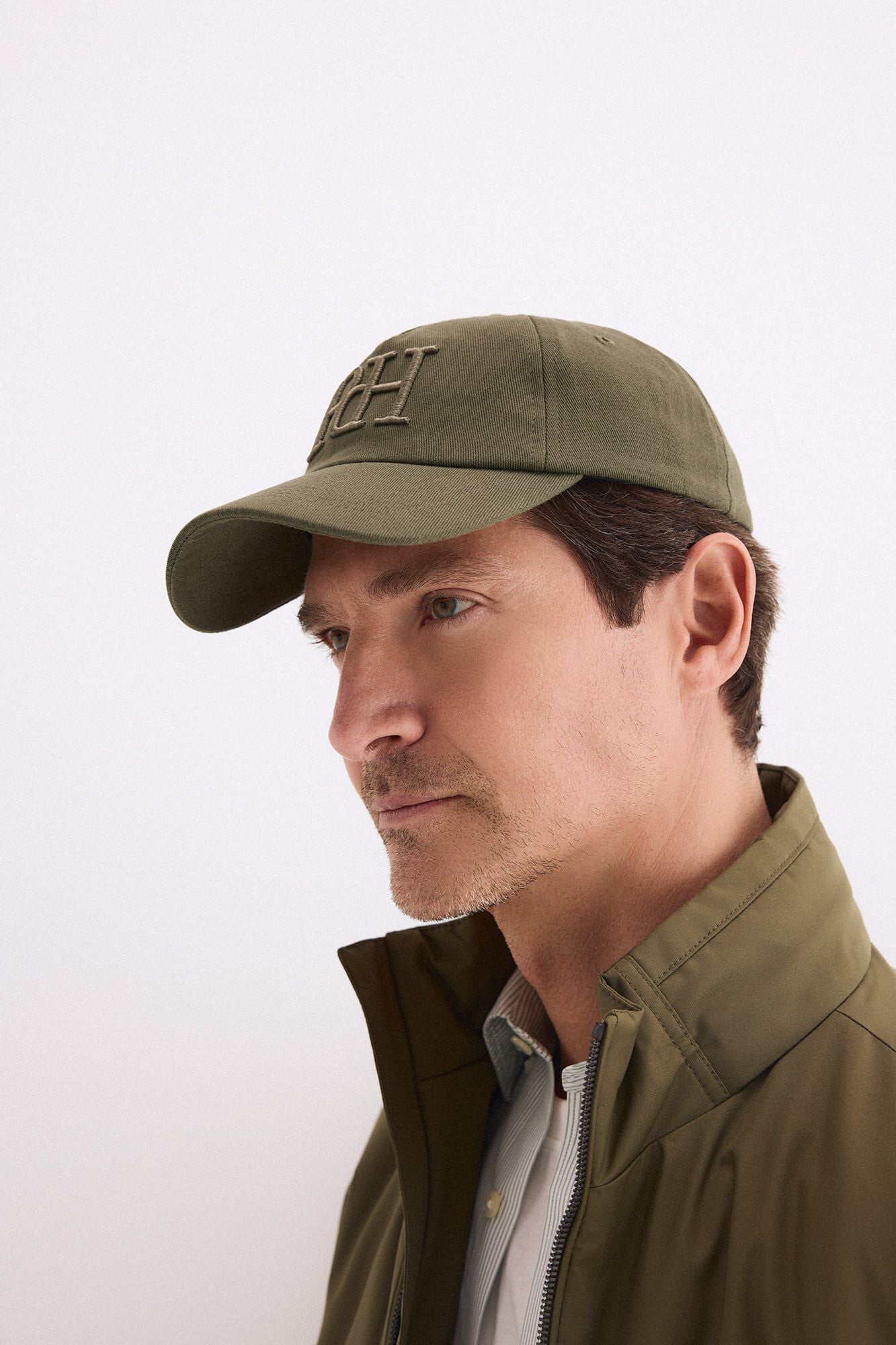 Chinos, cap and jacket set