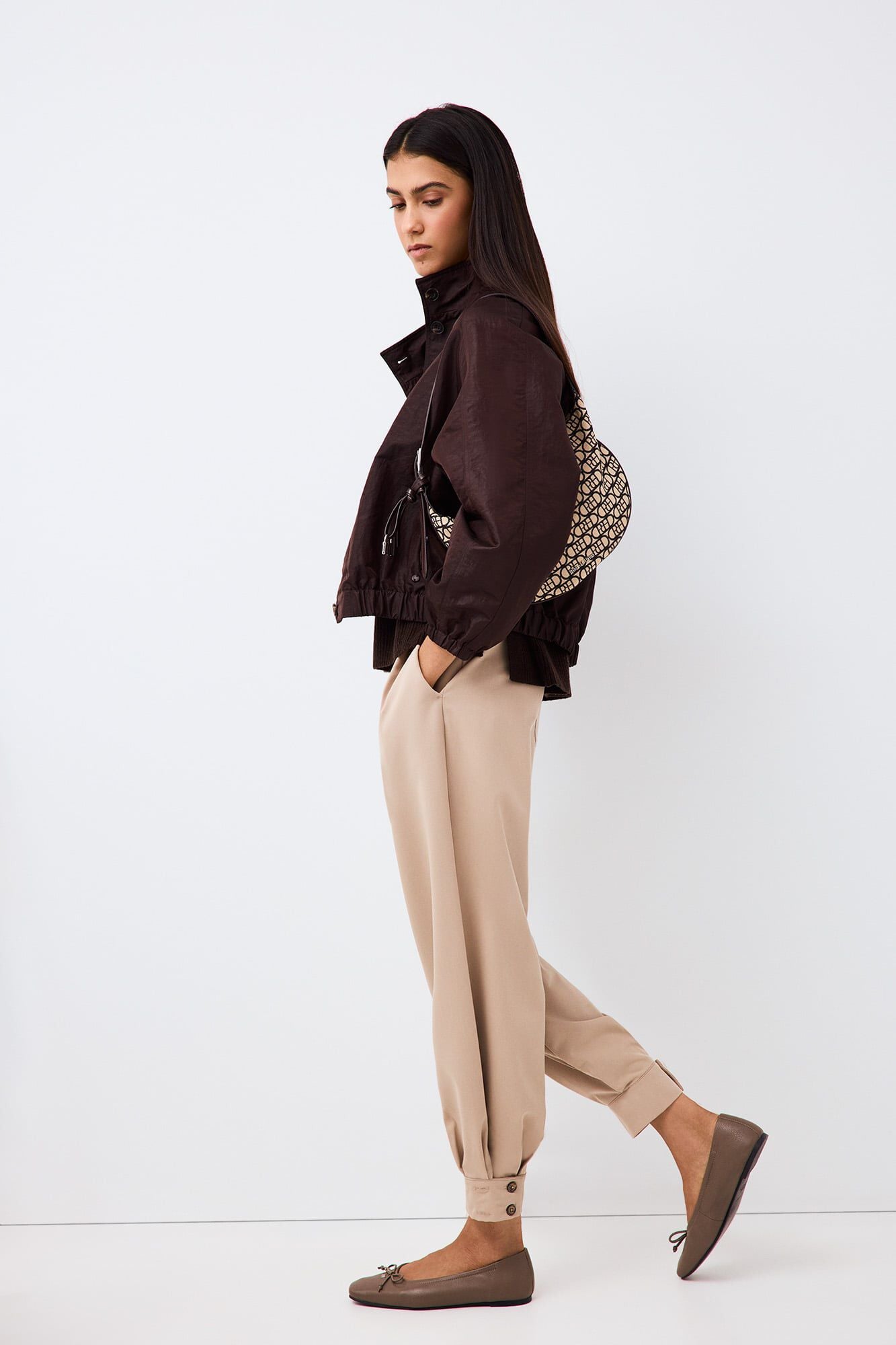 Pleats and jacket set