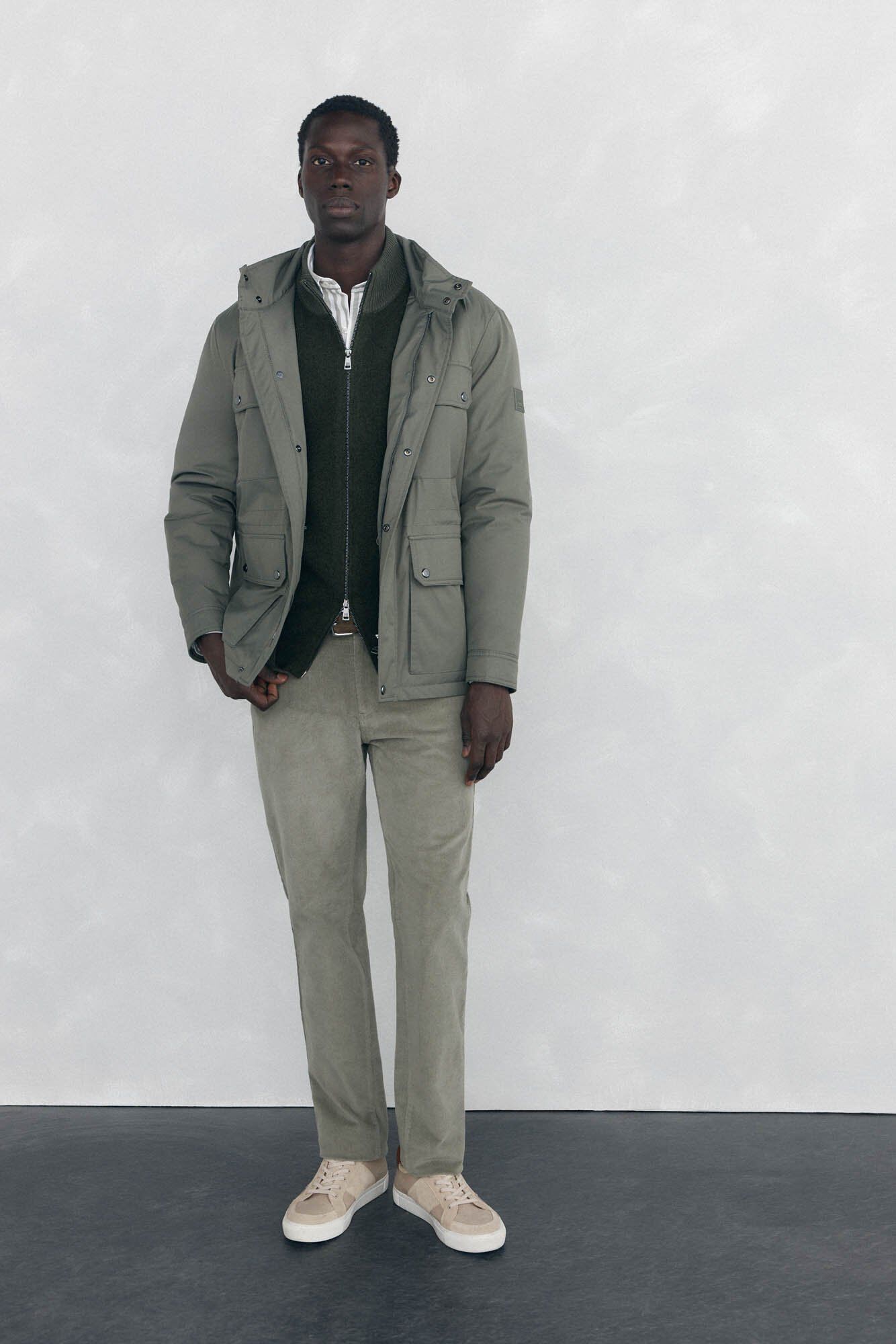 Conjunto de cal&ccedil;as e jaqueta