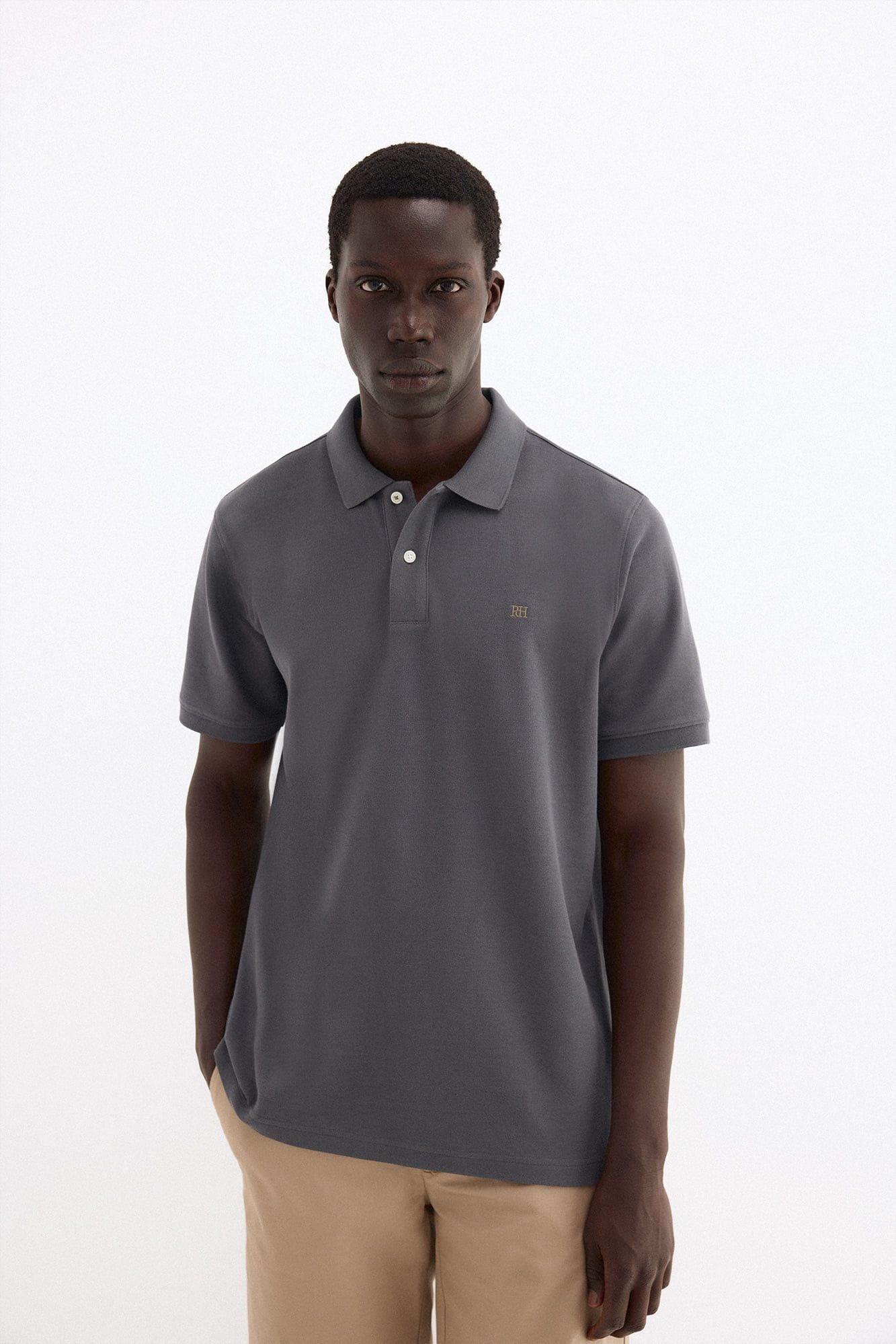 Conjunto de bermuda e polo