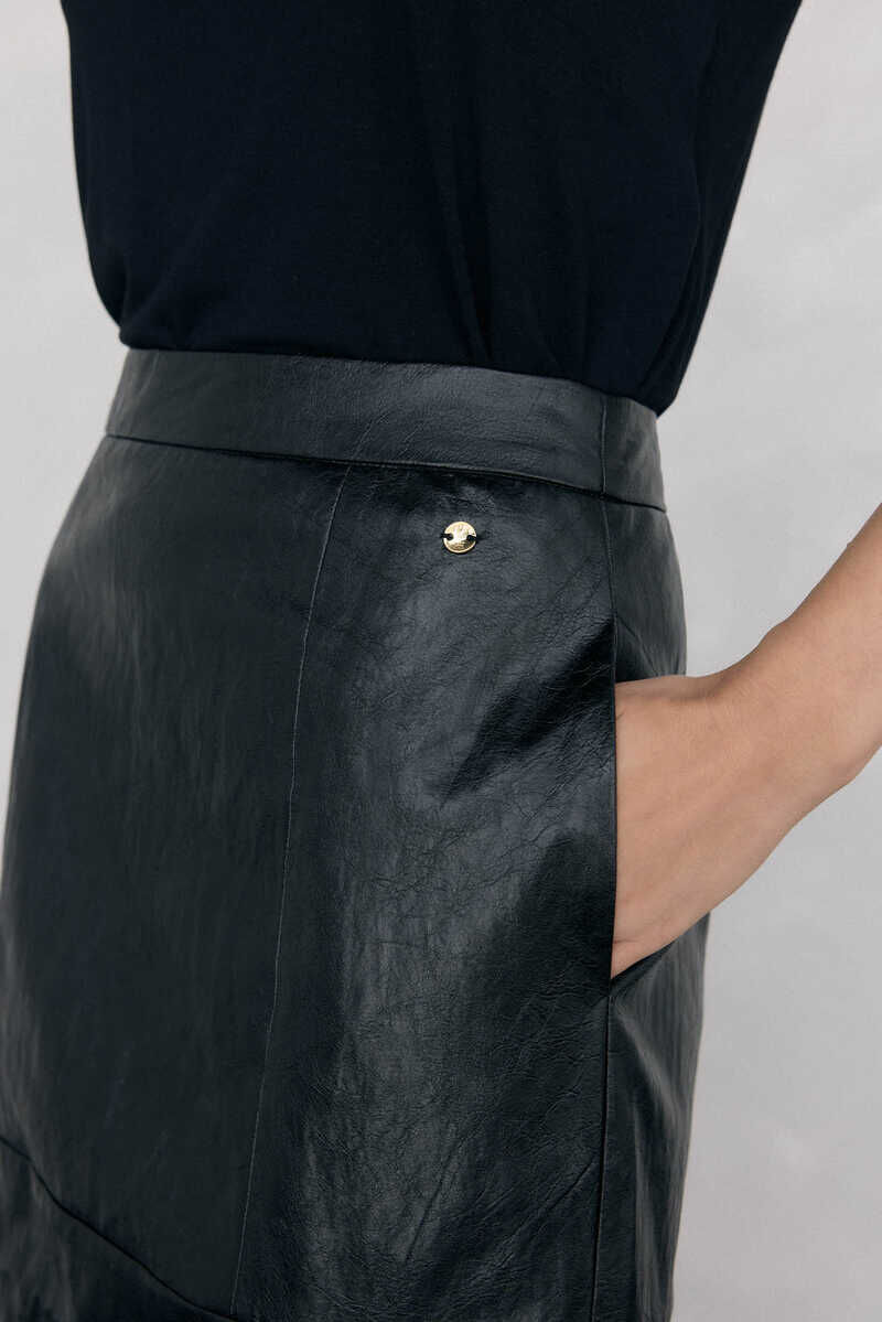 Skirt and jersey set