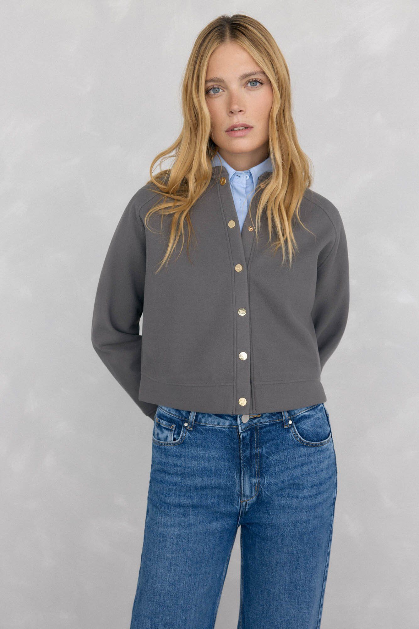 Conjunto de casaco, cal&ccedil;a e camisa