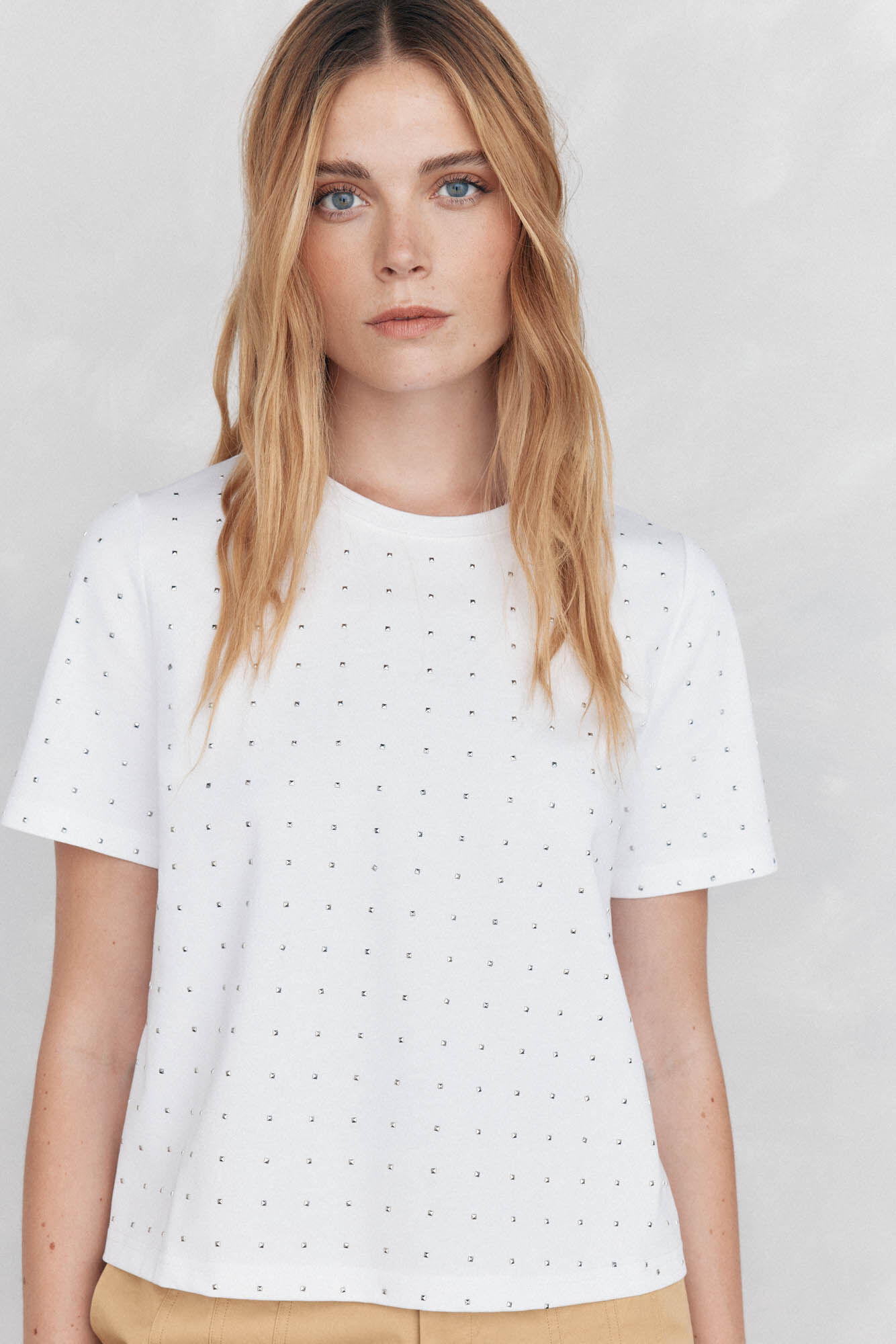 Detail and t-shirt set