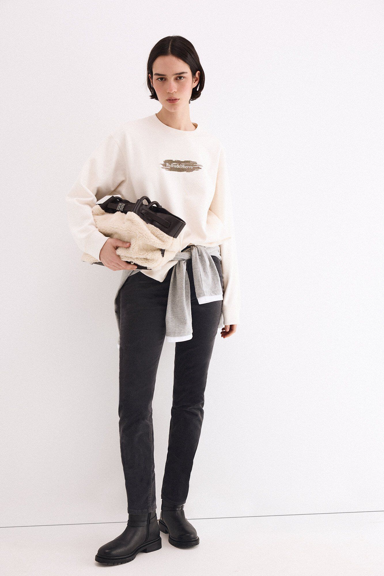 Sweatshirt, jacket and basic set