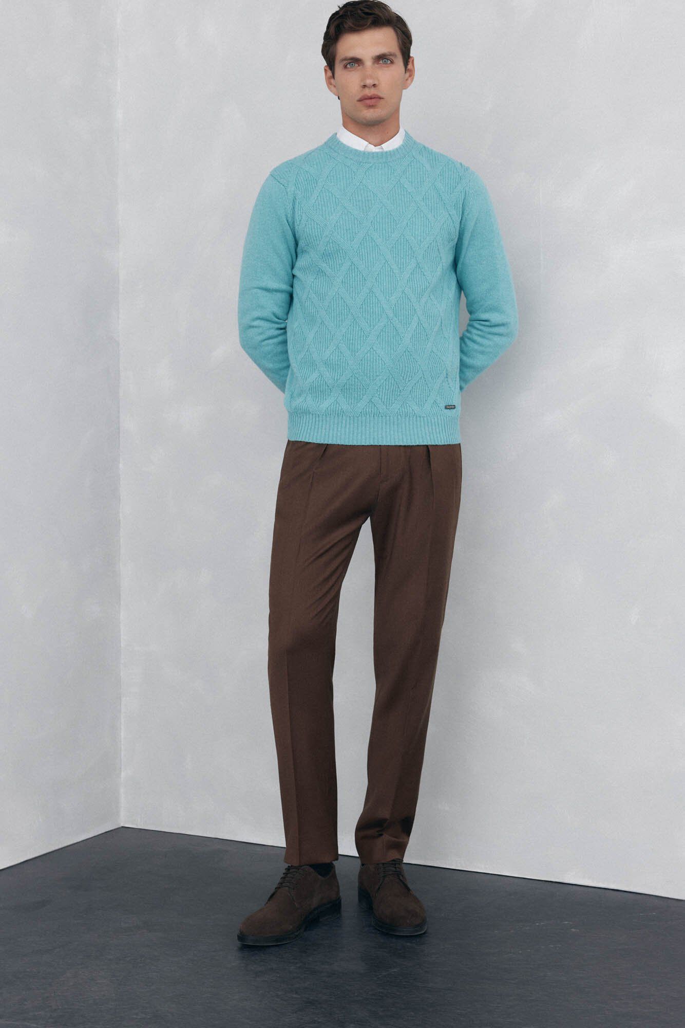 Jacket and trousers set