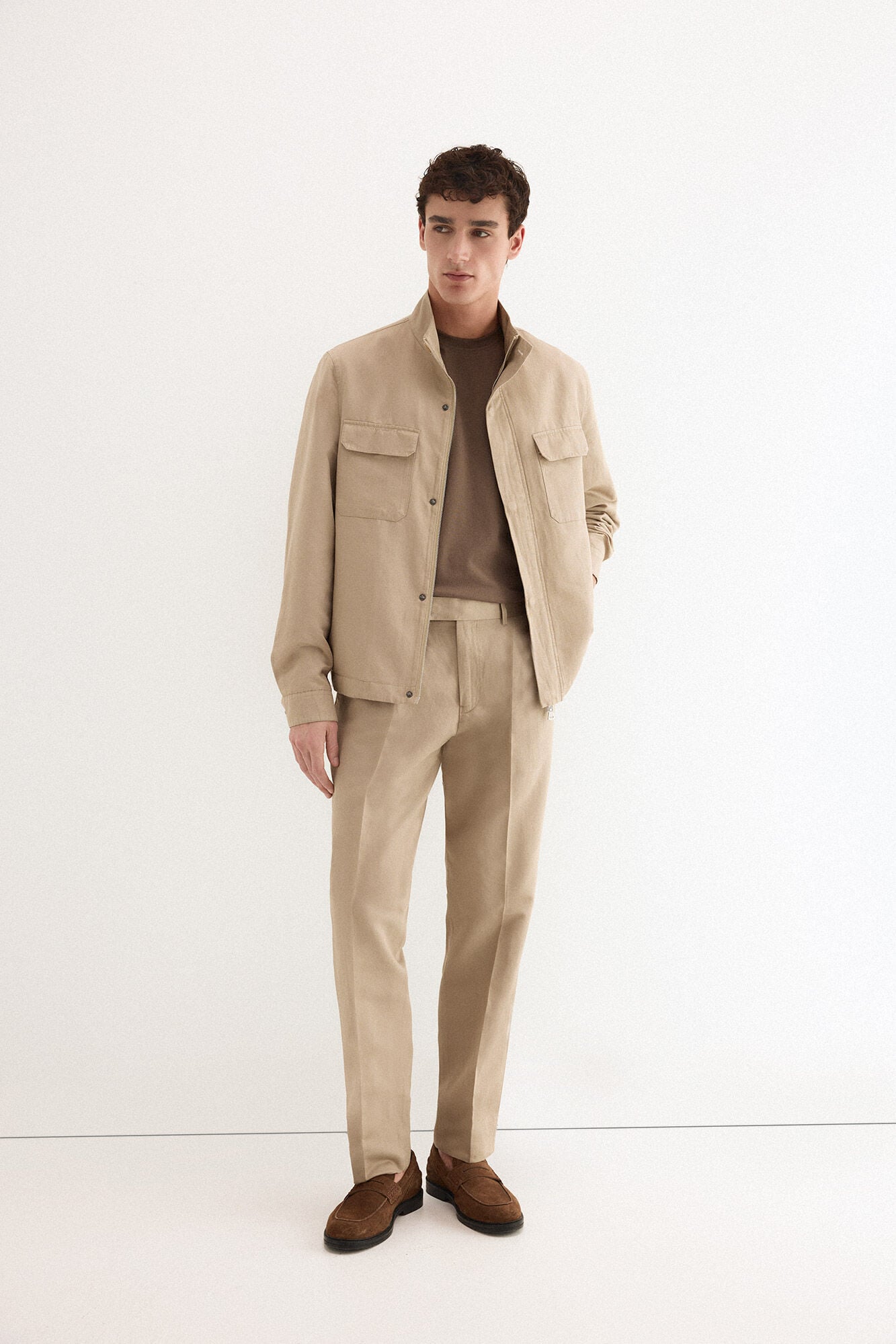 Trousers, t-shirt and jacket set