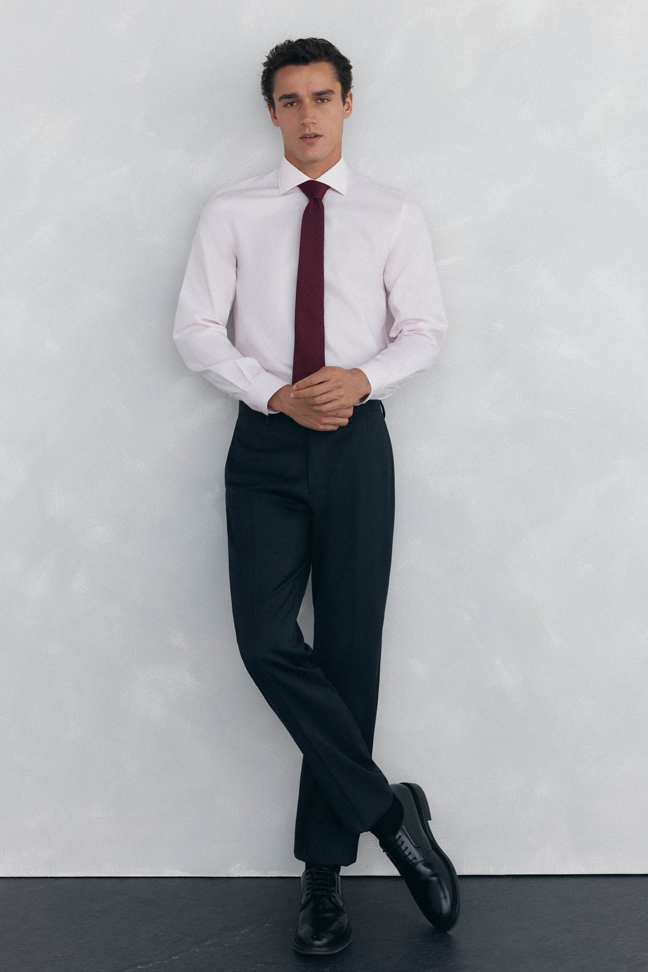 Tie, trousers and shirt set