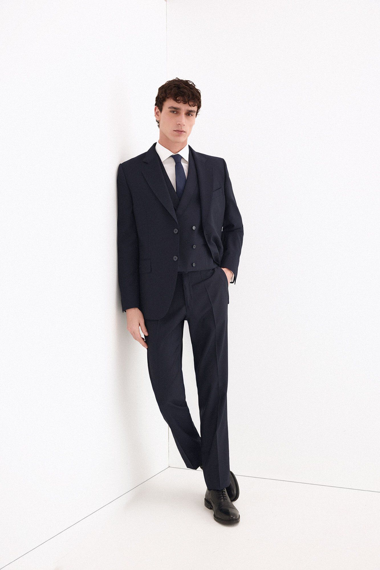 Gilet, trousers and blazer set