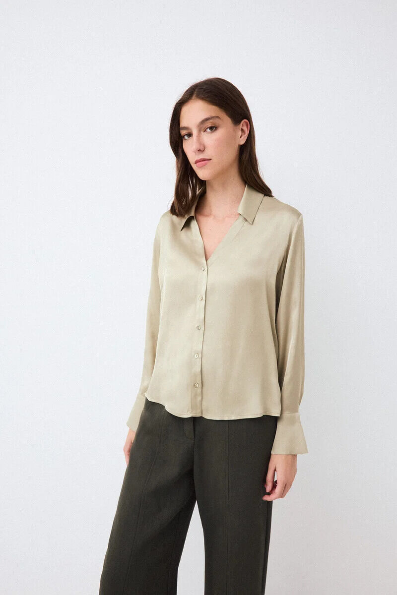 Trousers and shirt set