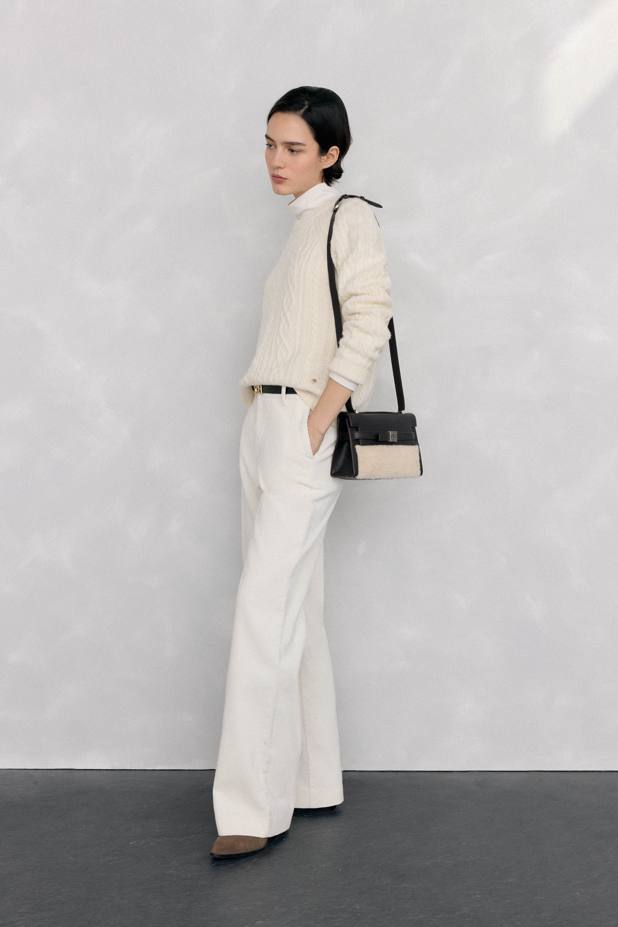 Pants, jumper and bag set