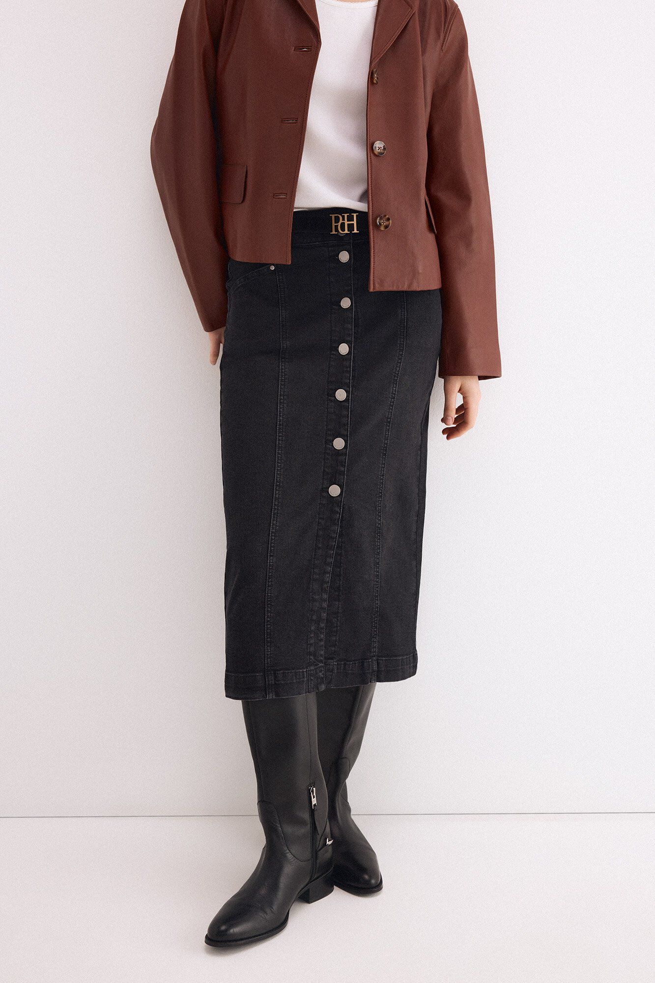 Skirt, t-shirt and jumper set