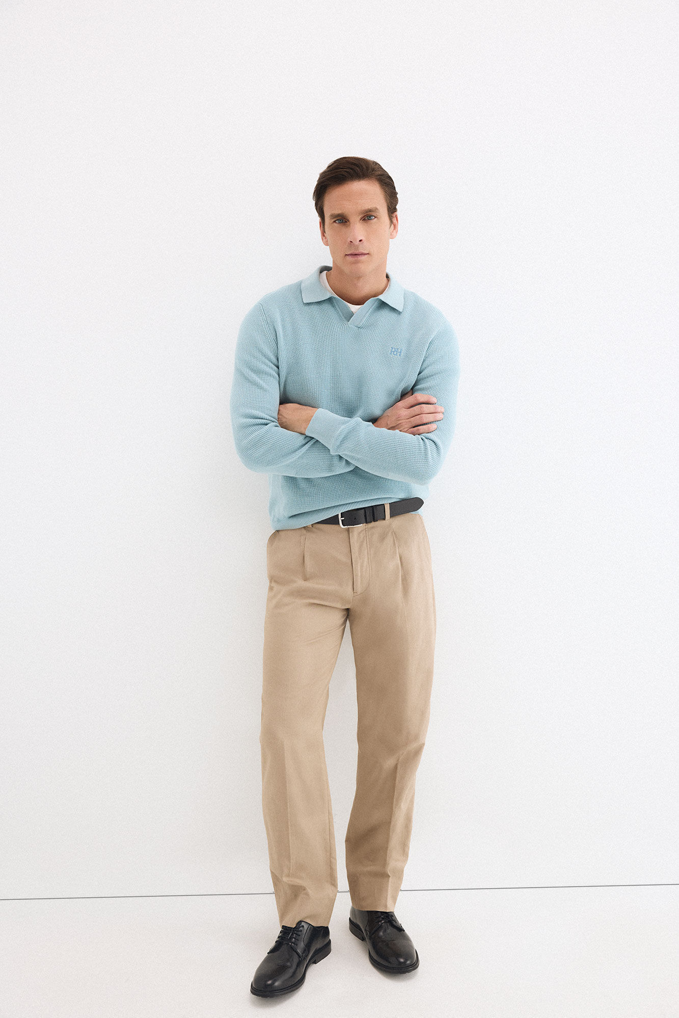 Trousers and jumper set