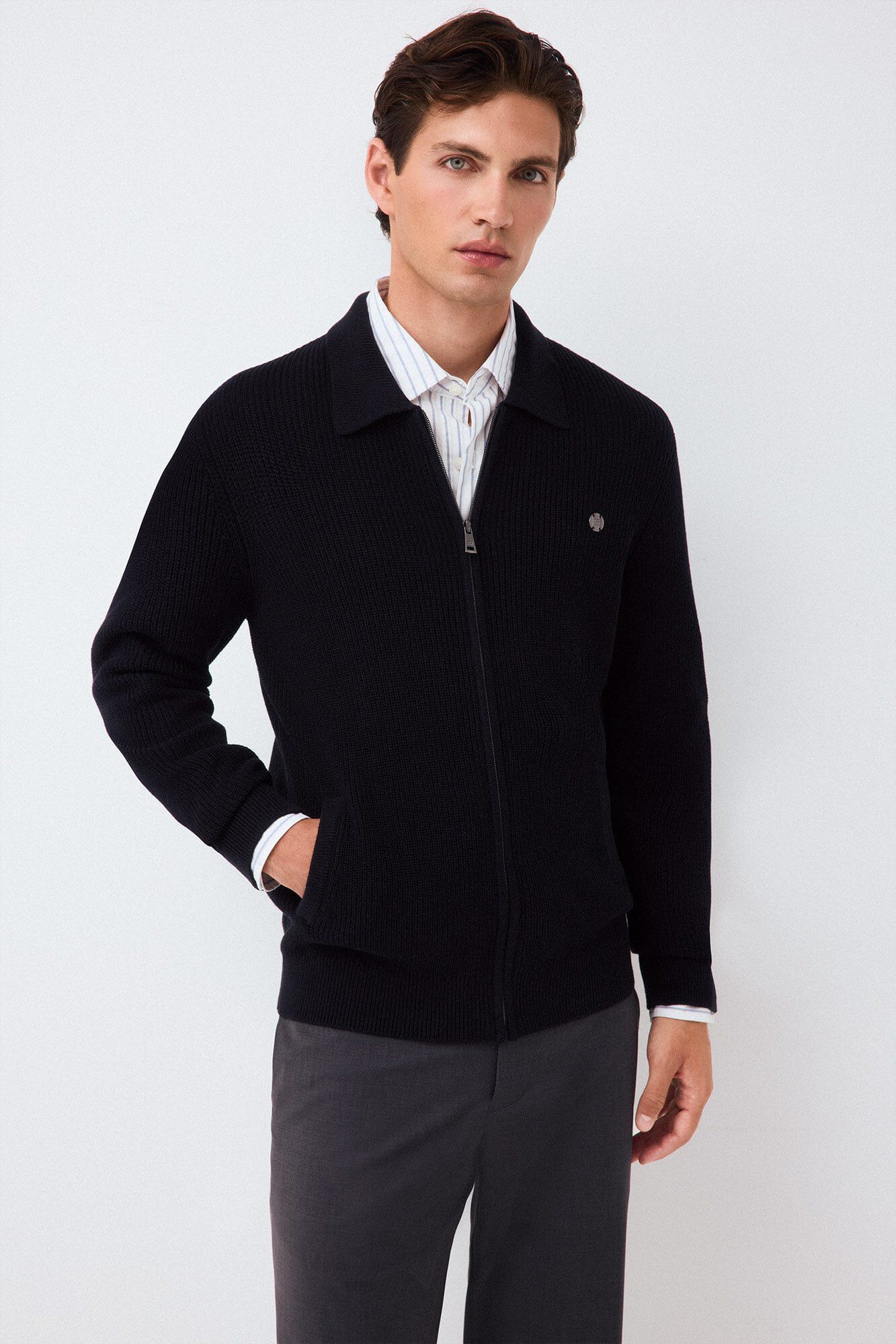 Fastening, waist and shirt set