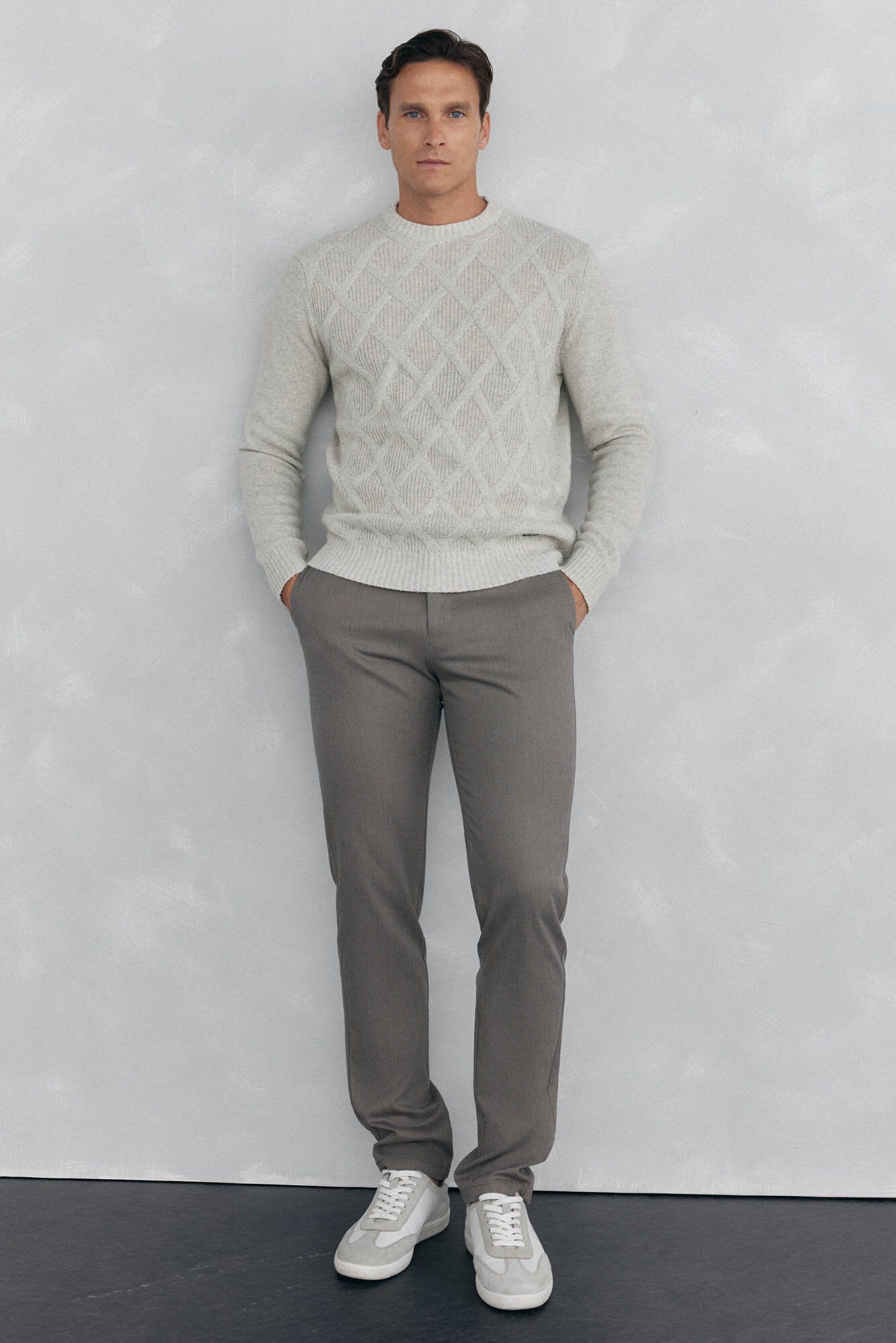 Sweater and pants set