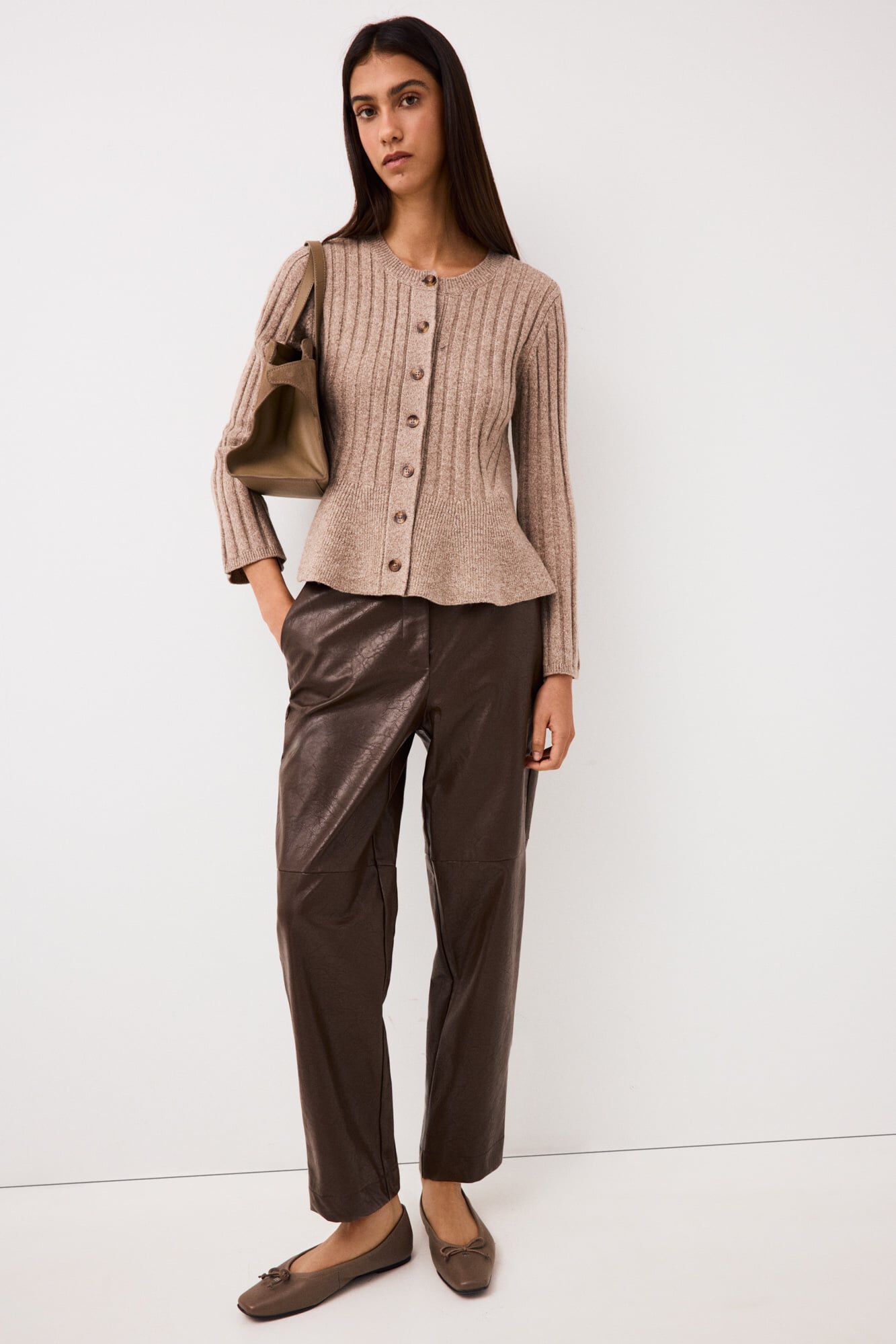 Trousers and buttons set
