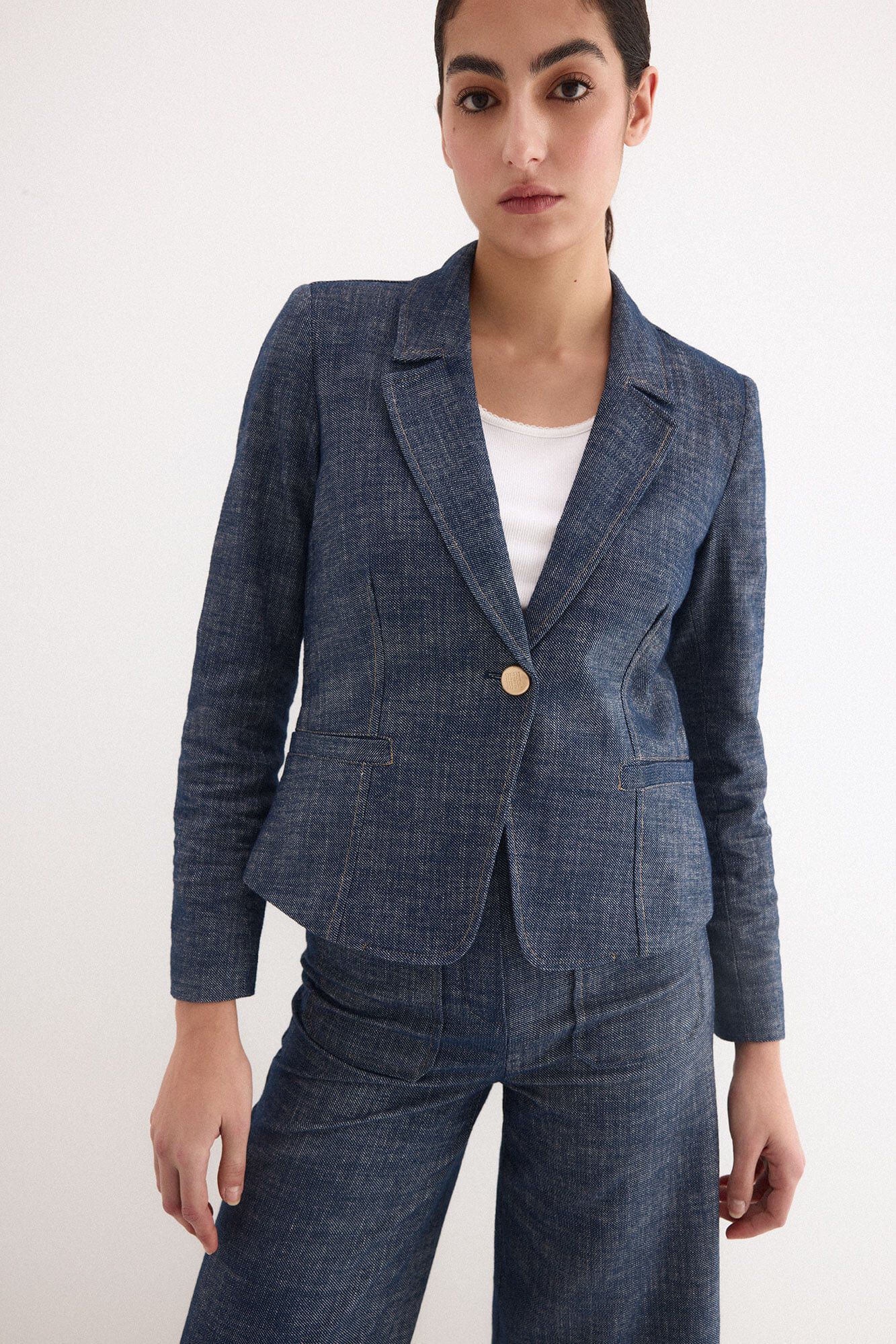 Trousers, blazer and shirt set