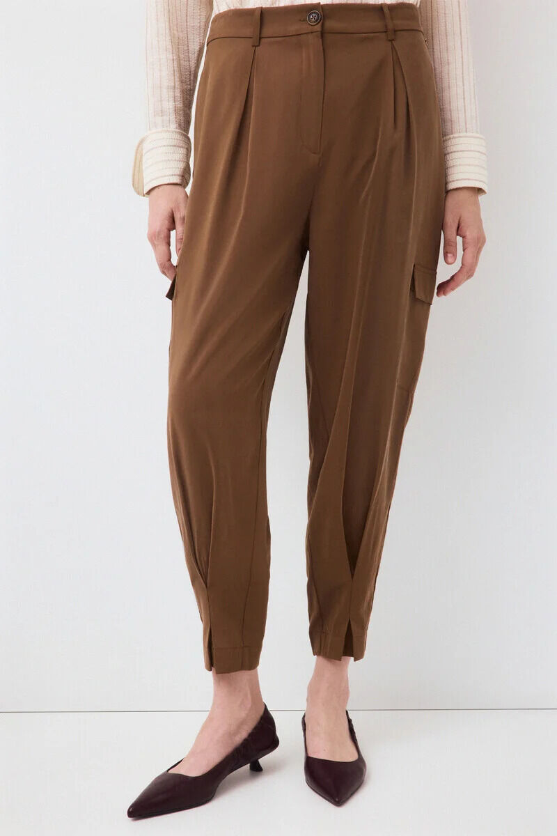 Trousers and blouse set