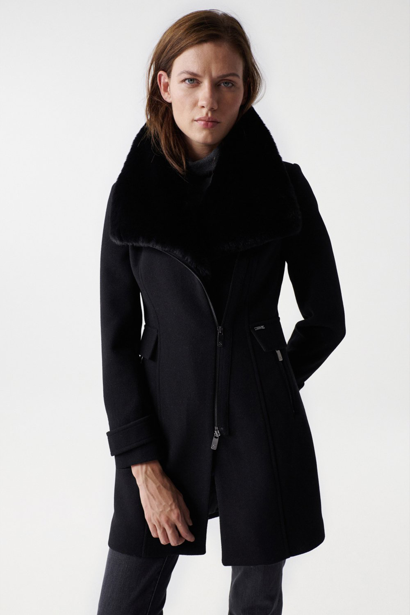 Black pea coat outlet with fur collar