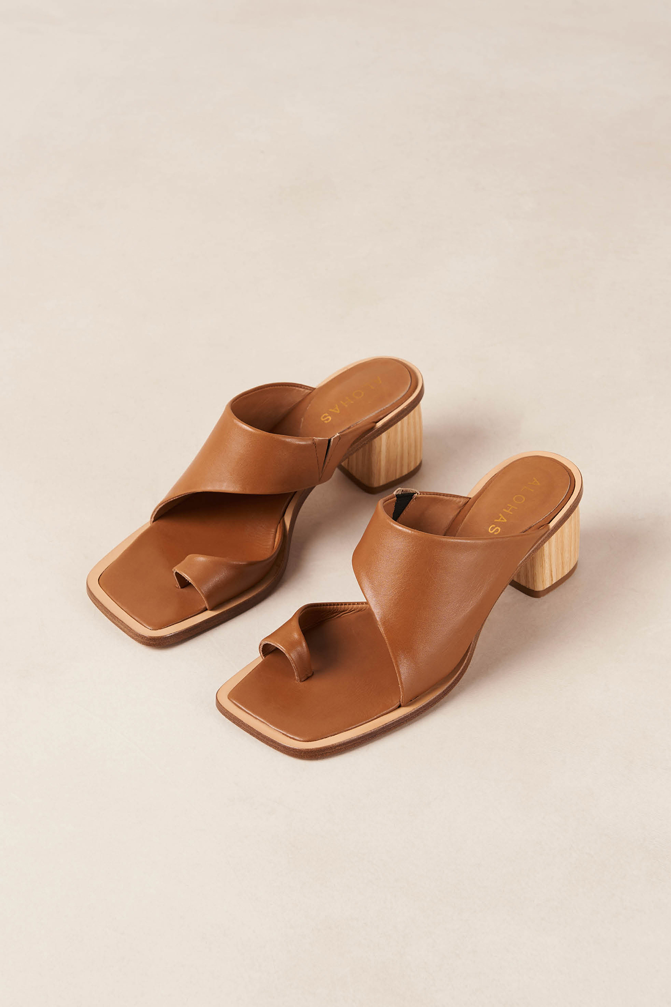 Oporto Sandalia Tacon Camel Sandalias Josie En Piel Color Marrón