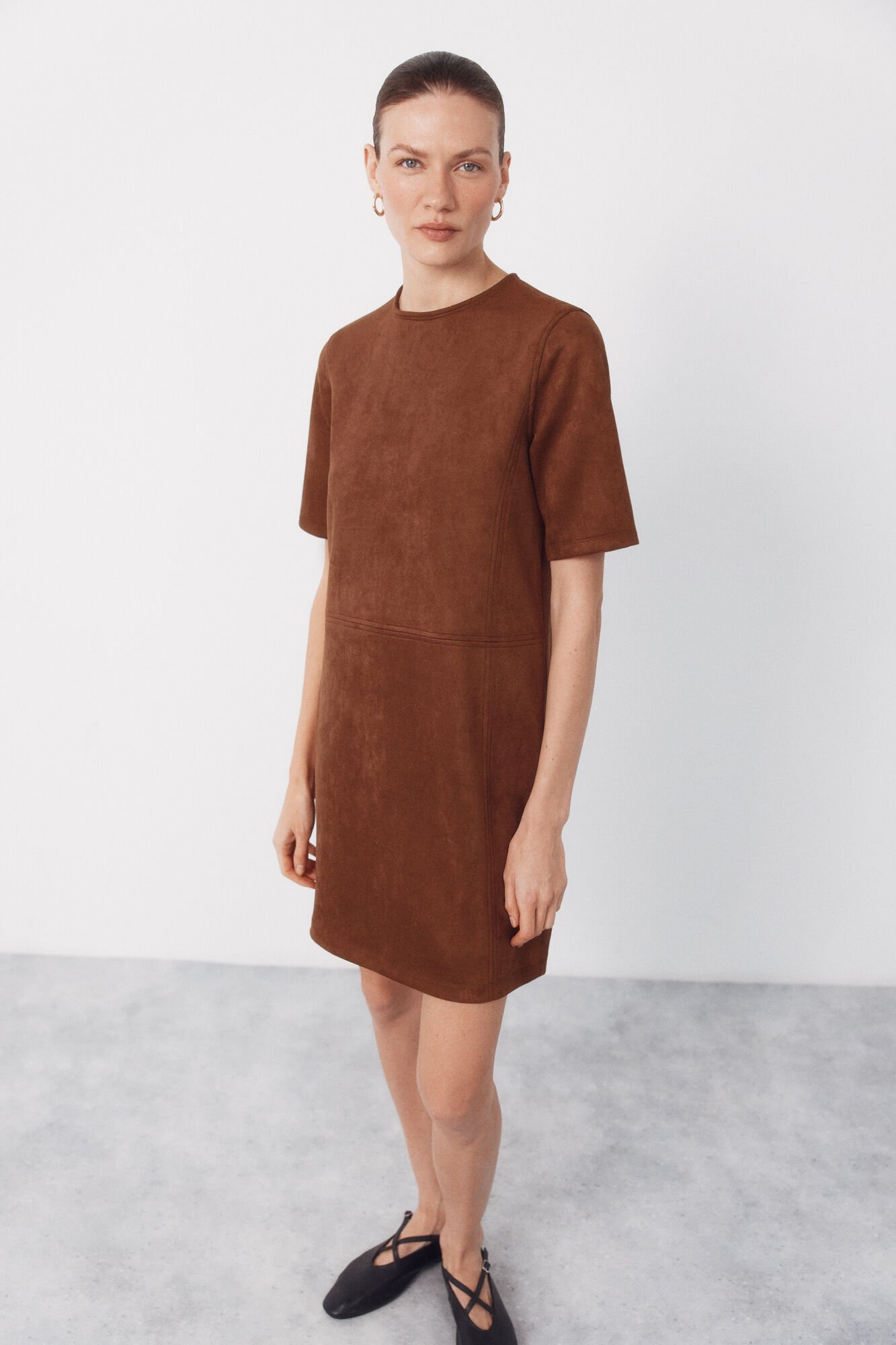 Short suede dress | Women's dresses | Pedro del Hierro