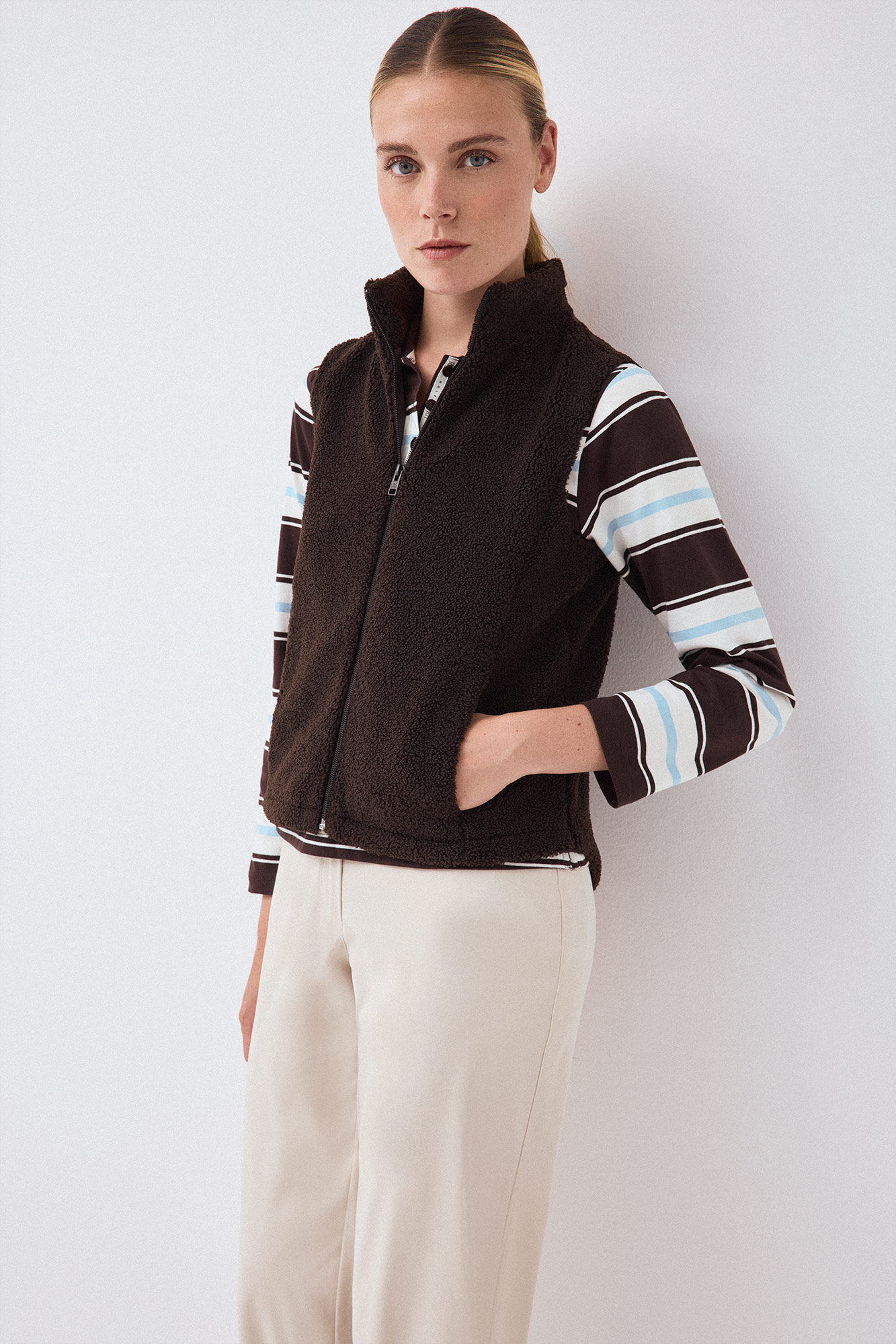 Faux shearling gilet | Vests | Pedro del Hierro